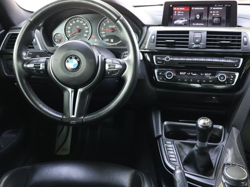 Used 2020 BMW M4 Coupe w/ Competition Package RWD image 25