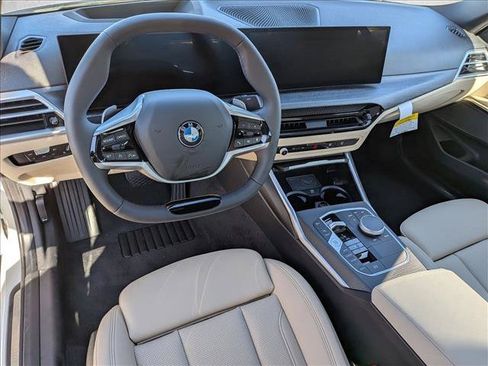 Used 2026 BMW 330i Sedan w/ Premium Package RWD image 9