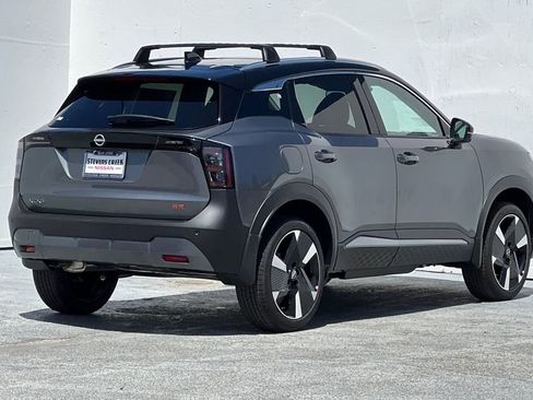 New 2025 Nissan Kicks SR w/ Illumination Package image 4
