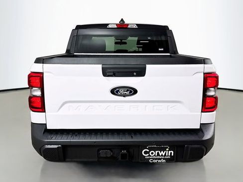 New 2026 Ford Maverick Lariat w/ Black Appearance Package image 6