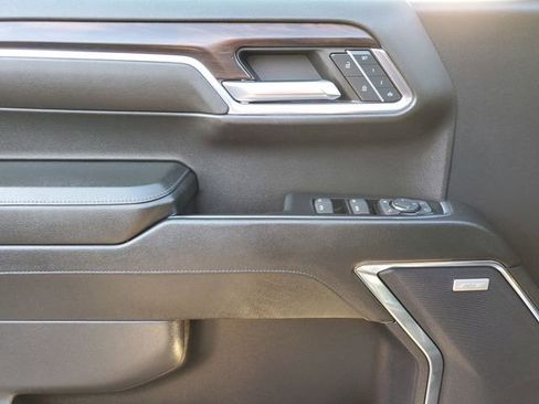Used 2024 GMC Sierra 1500 SLT w/ SLT Premium Plus Package image 18