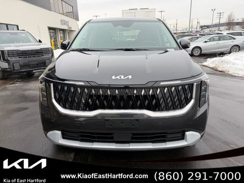 New 2026 Kia Carnival LX FWD image 3