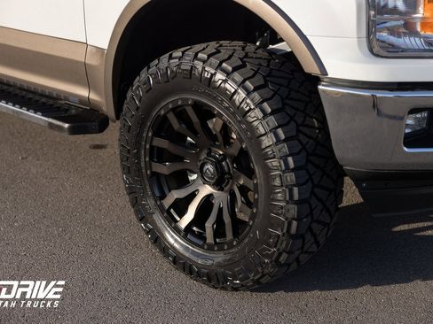 Used 2020 Ford F150 Lariat image 8