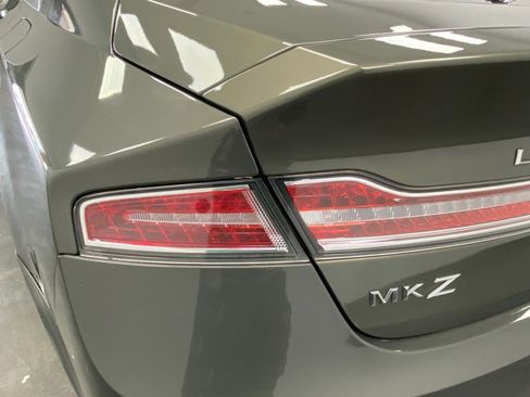 Used 2017 Lincoln MKZ Reserve image 13