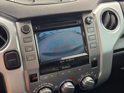 Used 2018 Toyota Tundra SR5 image 18