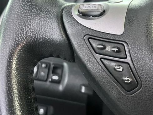 Used 2017 Nissan Sentra SV FWD image 21