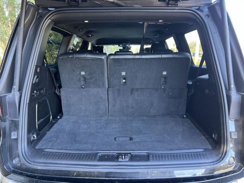 Used 2024 Jeep Wagoneer 4WD image 26