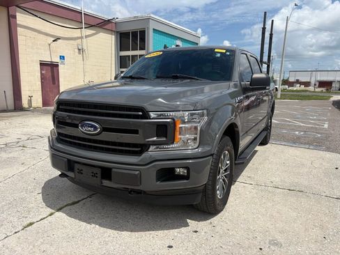 Used 2020 Ford F150 XLT w/ Equipment Group 302A Luxury AWD/4WD image 7