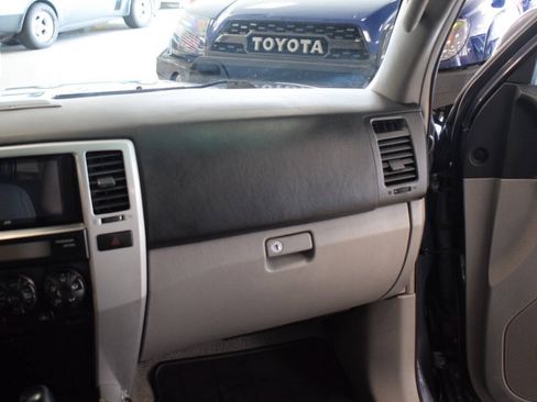 Used 2007 Toyota 4Runner Limited AWD/4WD image 45