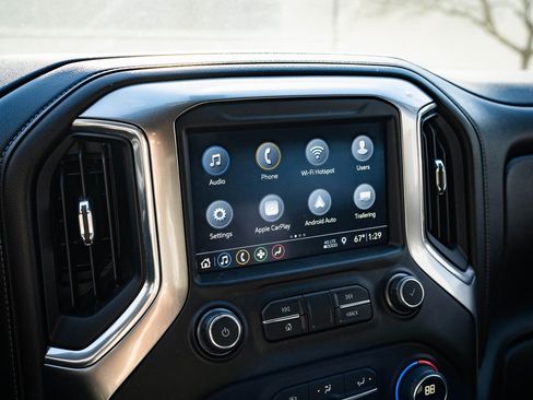 Used 2019 Chevrolet Silverado 1500 RST image 30