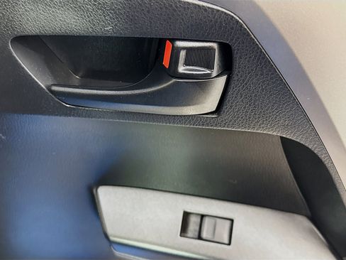 Used 2017 Toyota RAV4 LE image 29