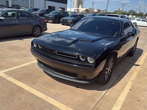Used 2018 Dodge Challenger GT AWD/4WD image 2