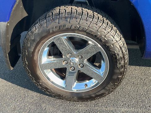 Used 2017 RAM 1500 Express AWD/4WD image 5