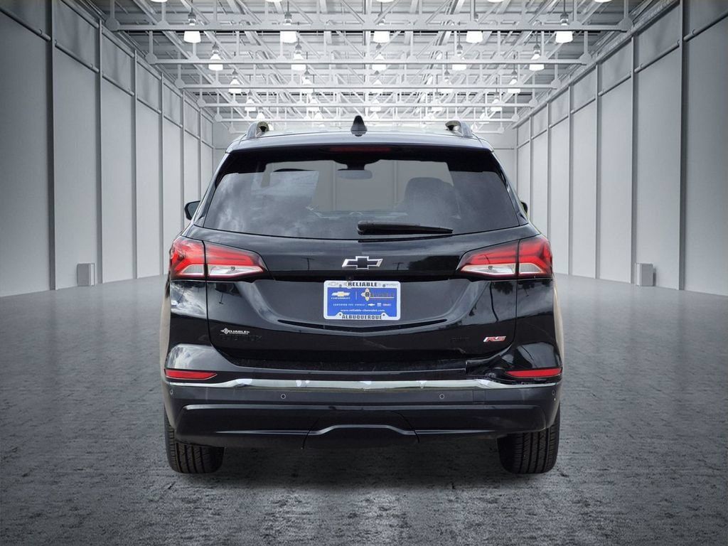 Certified 2022 Chevrolet Equinox RS AWD/4WD image 4