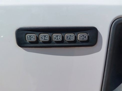 Used 2010 Ford F250 XLT image 20