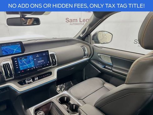 New 2025 Ford Expedition Tremor image 25