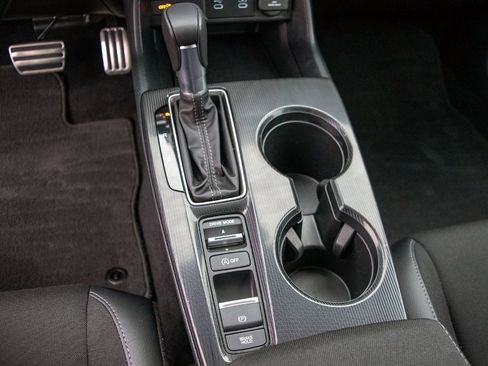 Used 2025 Honda Civic Sport image 21