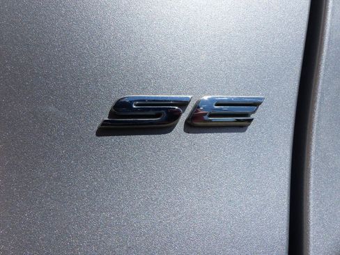 Used 2016 Ford Fusion SE FWD image 14