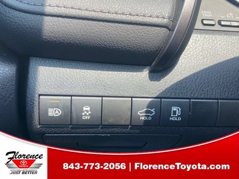 Used 2023 Toyota Camry XLE FWD image 23