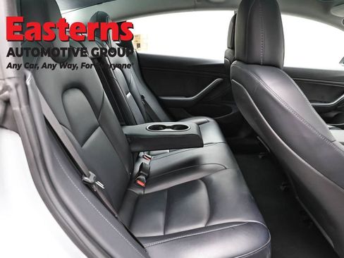 Used 2018 Tesla Model 3 Long Range image 18