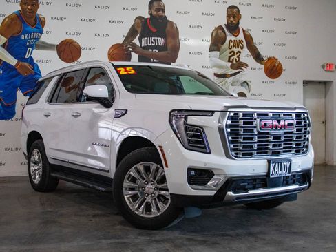 Used 2025 GMC Yukon Denali AWD/4WD image 2