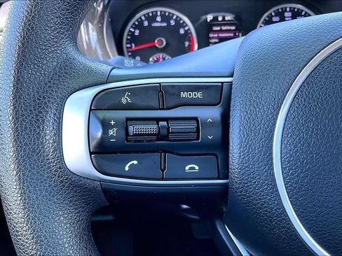 Used 2023 Kia K5 LXS FWD image 18
