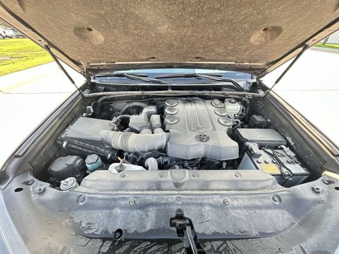 Used 2022 Toyota 4Runner Limited AWD/4WD image 20