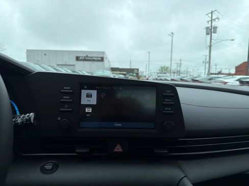 New 2026 Hyundai Elantra Sport FWD image 22