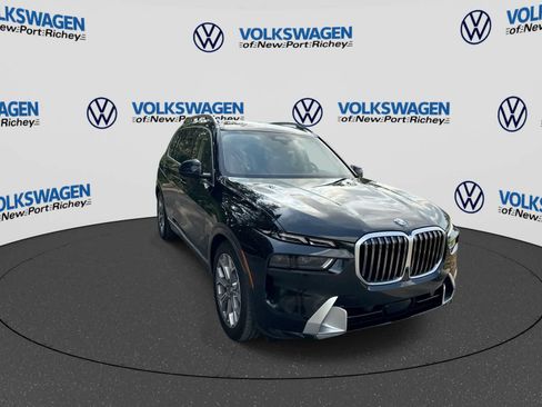 Used 2025 BMW X7 xDrive40i AWD/4WD image 16
