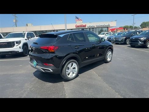 Certified 2024 Buick Encore GX Preferred FWD image 8