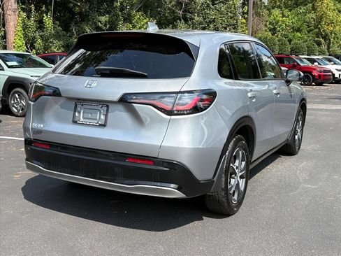 Used 2024 Honda HR-V EX-L image 5