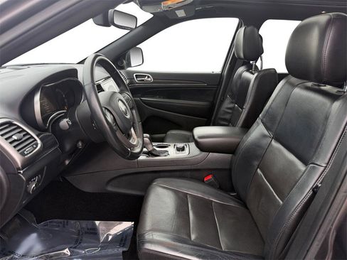 Used 2020 Jeep Grand Cherokee Limited w/ Luxury Group II image 10