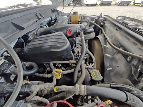 Used 2016 Ford F550 4x4 Regular Cab Super Duty image 33