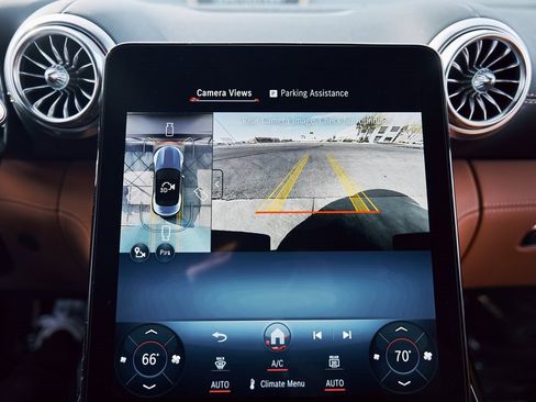 Used 2024 Mercedes-Benz SL 55 AMG 4MATIC image 51