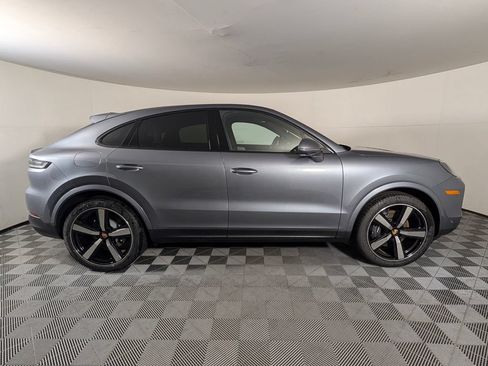 New 2026 Porsche Cayenne Coupe AWD/4WD image 8