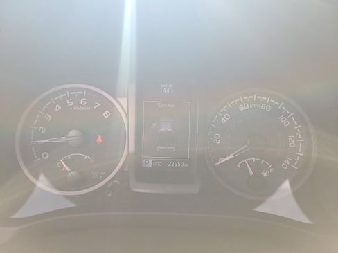 Used 2023 Toyota Tacoma TRD Off-Road image 25