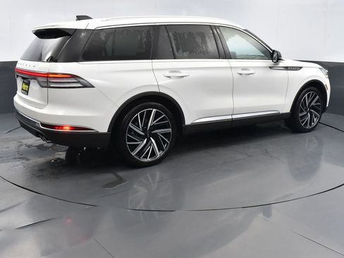New 2025 Lincoln Aviator Reserve w/ Equipment Group 201A image 4