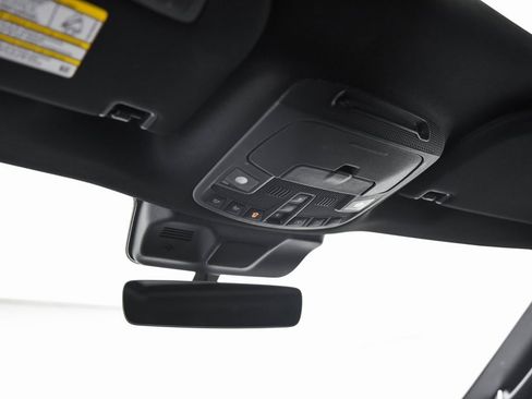 Used 2023 Lincoln Navigator Reserve image 18