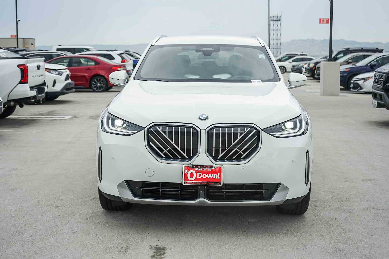 Used 2025 BMW X3 xDrive30i AWD/4WD image 2