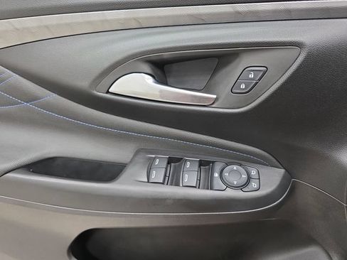 Used 2025 Buick Envista Sport Touring w/ Convenience I Package FWD image 28