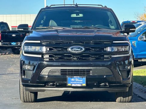 Certified 2023 Ford Expedition Limited image 10
