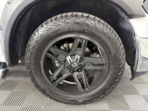 Used 2018 RAM 1500 Big Horn image 13