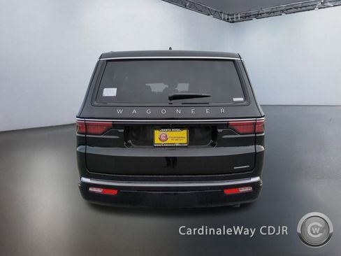 New 2024 Jeep Wagoneer Series II w/ Convenience Group I AWD/4WD image 4