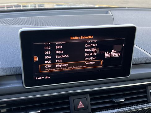 Used 2018 Audi S5 Premium Plus w/ Navigation Package image 19