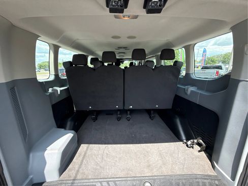 Used 2016 Ford Transit 350 XLT RWD image 17
