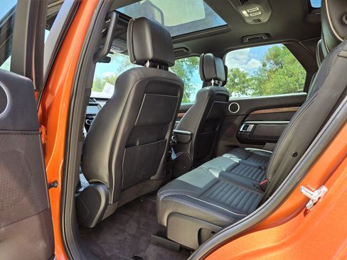 Used 2018 Land Rover Discovery HSE Luxury AWD/4WD image 55