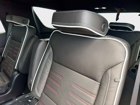 New 2026 GMC Yukon AT4 Ultimate AWD/4WD image 12