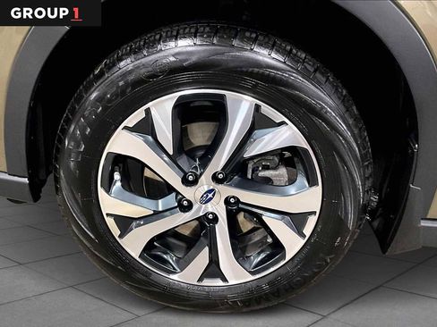 Used 2021 Subaru Outback Limited image 10