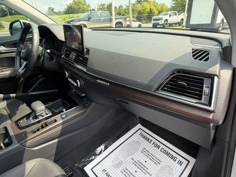 Used 2023 Audi Q5 2.0T Premium Plus w/ Premium Plus Package AWD/4WD image 39