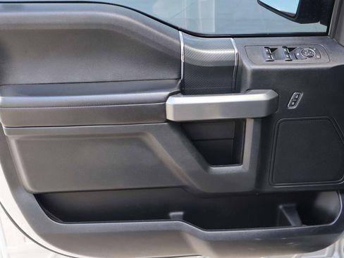 Used 2018 Ford F150 XLT w/ Equipment Group 302A Luxury AWD/4WD image 7